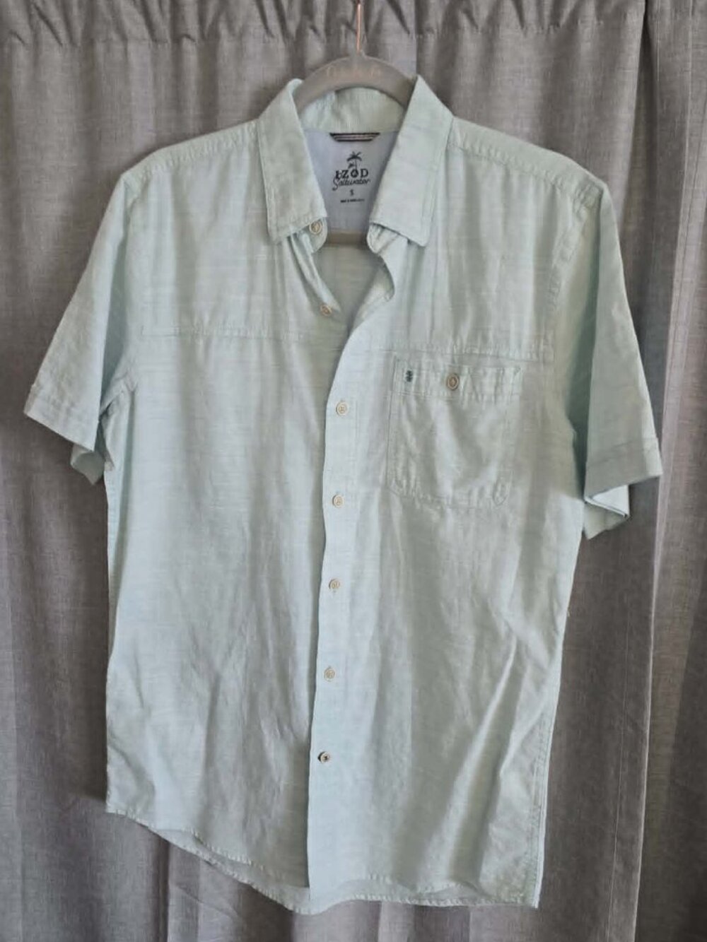 Izod Men's Button up green size small NWT